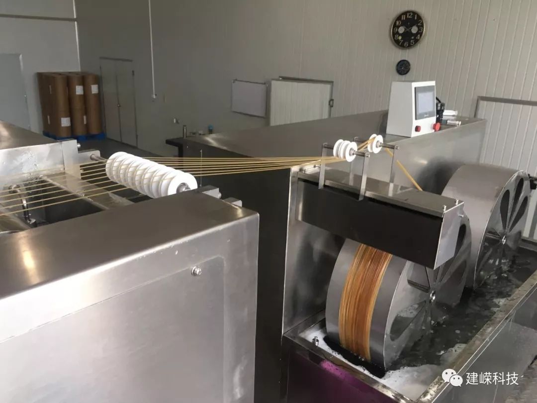 客戶現場紡絲驗收，開機紡絲一氣呵成